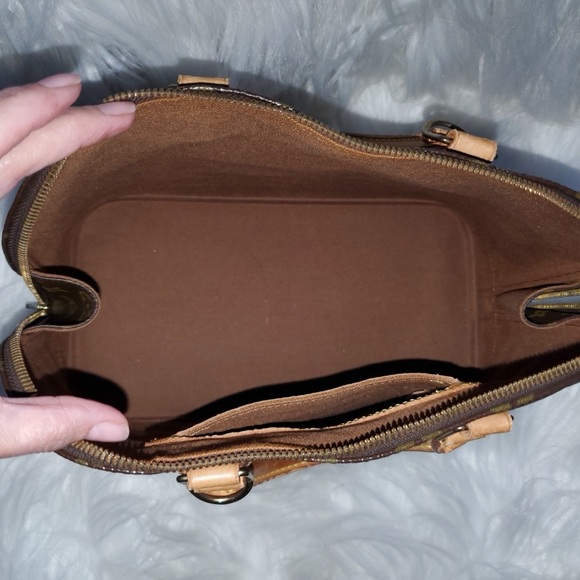 LOUIS VUITTON ALMA MONOGRAM PM - Picture 3 of 12